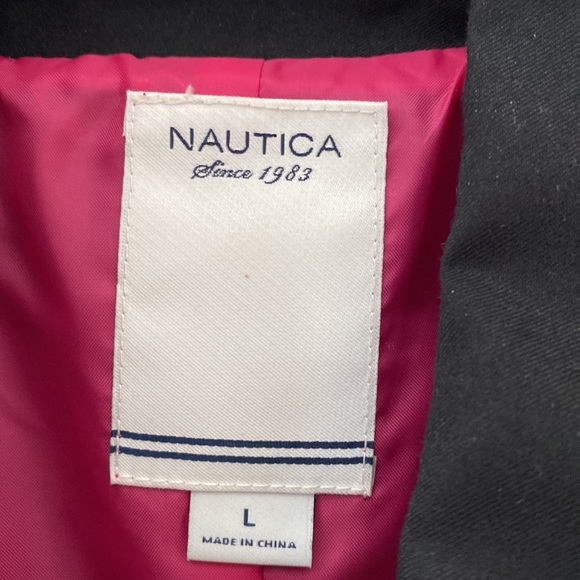 Nautica size large jacket..Never worn. Beautiful spring, summer, fall jacket. - Picture 2 of 5